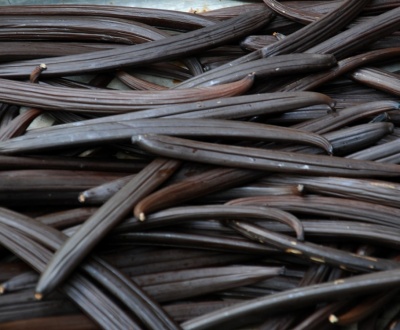 Bourbon Vanilla Beans-Curing Process